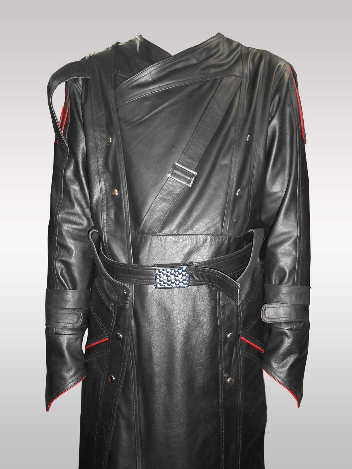 00 the-sorcerer's-apprentice-nicolas-cage-long-coat (1)